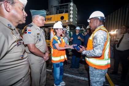 República Dominicana envía por vía marítima toneladas de ayuda humanitaria a Venezuela