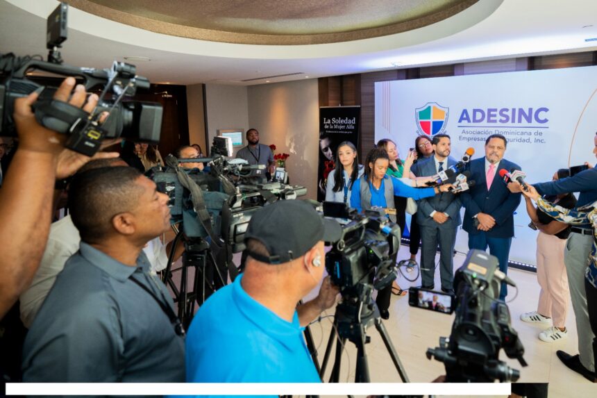 ADESINC respalda ampliar a 24 meses plazo para aplicar responsabilidad penal de personas jurídicas